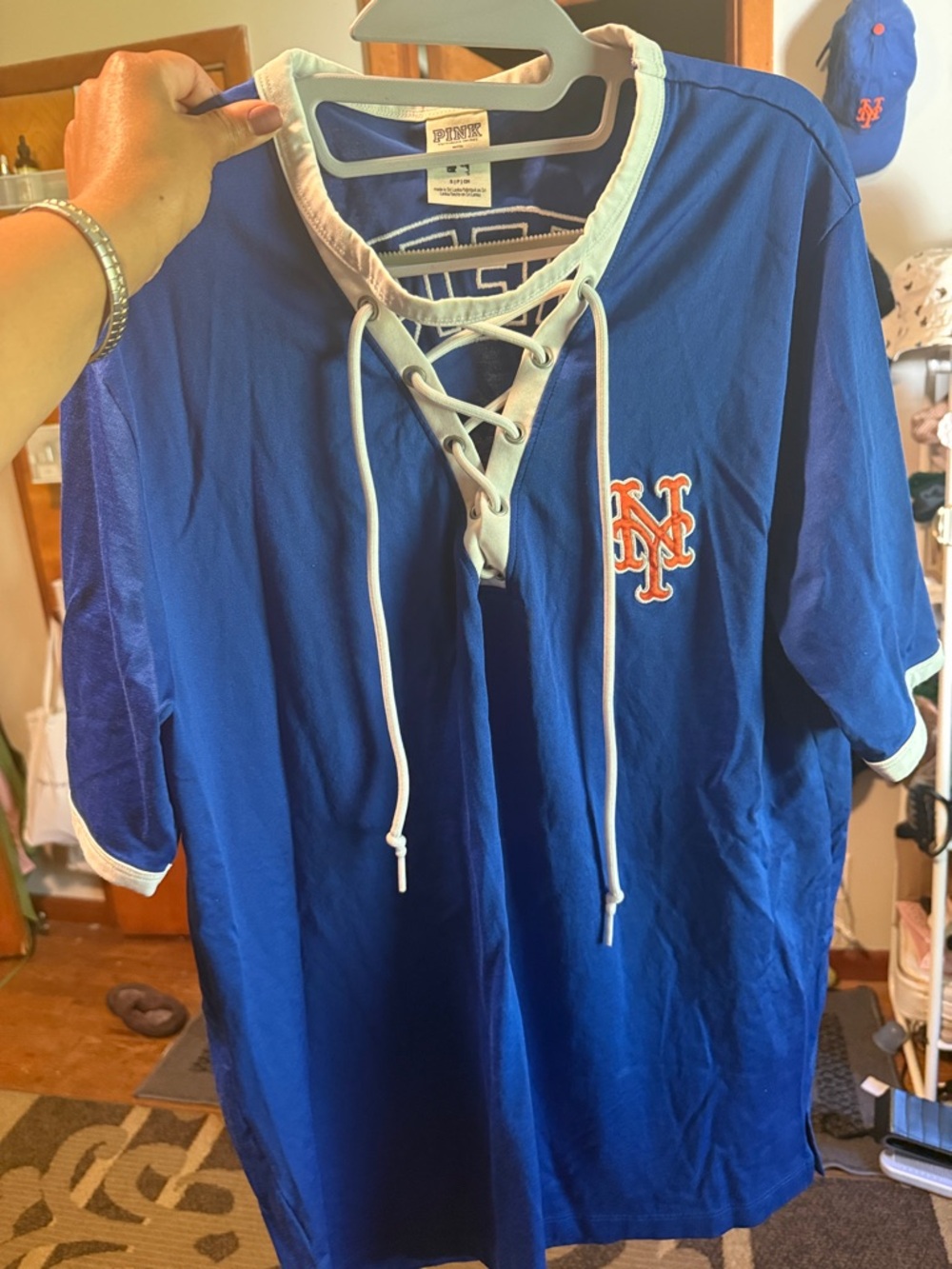 PINK Victoria's Secret Mets Blue & Orange Graphic Tee